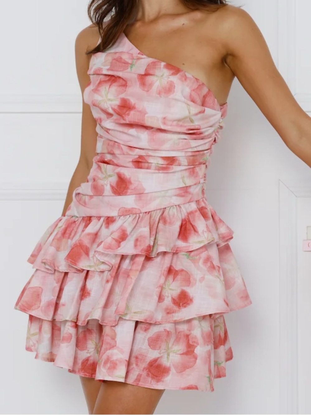 Love In Her Eyes One Shoulder Mini Dress
Pink